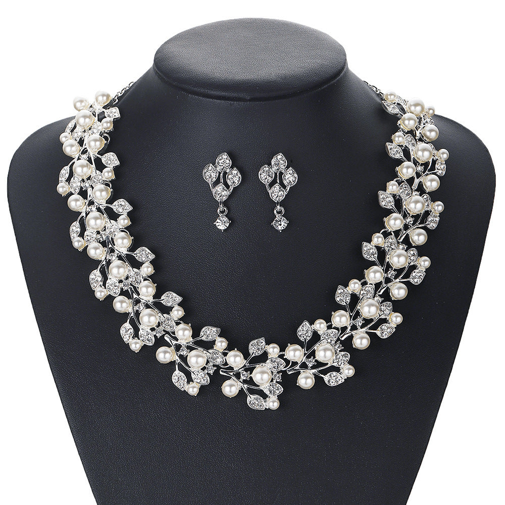 Pearl Leaf-Shaped Jewelry Set For Women